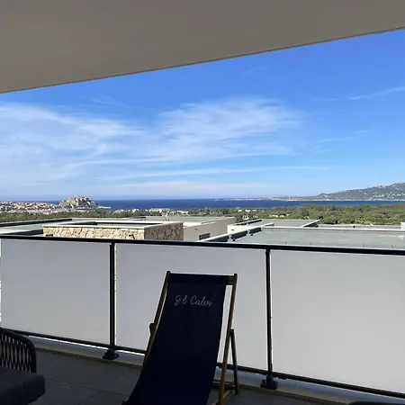 Lumineux Avec Grande Terrasse A Calvi - Fr-1-719-22